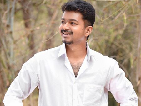 വിജയ് അടുത്ത സൂപ്പര്‍സ്റ്റാര്‍ എന്ന് പറയുന്നതിന്റെ 10 കാരണങ്ങള്‍?