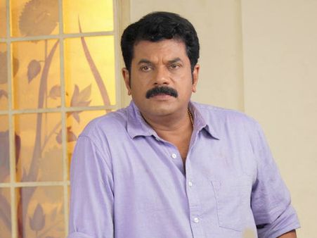എം പി സമ്പത്തിനെ രാഷ്ട്രീയക്കാരനാക്കിയ നടന്‍ മുകേഷിന്റെ ഉപദ്ദേശമെന്തായിരുന്നു ?