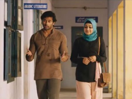 മയ പെയ്ത് പുയ വെള്ളം കരയാകെ നിറഞ്ഞൊയുകി...മയ മഴയുടെ പര്യായമാണ്