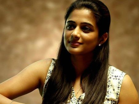 4നാല് വര്‍ഷമായി പ്രണയത്തിലാണ്, പ്രണയം ആദ്യം പറഞ്ഞത് ഞാന്‍: കാമുകനെ പരിചയപ്പെടുത്തി പ്രിയമണി