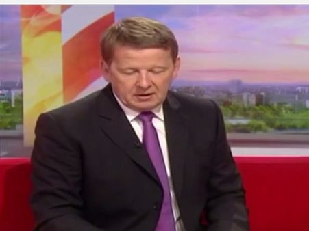 ബിബിസി ചാനലില്‍ അസഭ്യ വാക്ക്,അവതാരകന്‍ വിവാദത്തില്‍