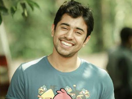 ഇടതു കയ്യനായതുകൊണ്ട് ശ്രദ്ധകിട്ടിയെന്ന് നിവിന്‍ പോളി