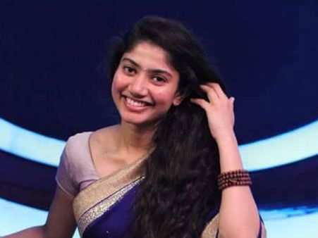 സായി പല്ലവി ഒരു ഡാന്‍സറല്ല,ഐശ്വര്യ റായിയുടെ ഡാന്‍സ് കണ്ടാണ് താരം ഡാന്‍സ് പഠിച്ചത്