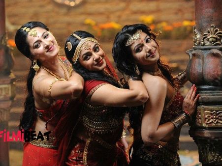 ബാഹുബലിയെ വെല്ലാന്‍ രുദ്രാമദേവി എത്തുന്നു