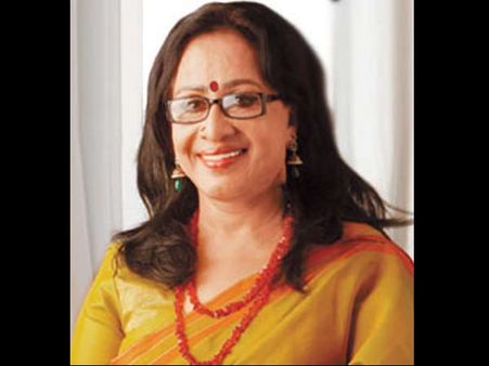 എന്റെ പ്രിയപ്പെട്ട മലയാളികള്‍ക്ക് വേണ്ടി എന്തെങ്കിലും ചെയ്യണമെന്ന് ഒരുപാട് ആശയുണ്ട്, ഷീല പറയുന്നു