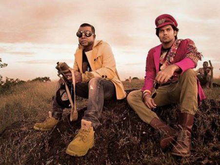 ഡബിള്‍ ബാരല്‍ കാണുന്നതിന് മുമ്പേ നിങ്ങളിത് അറിഞ്ഞിരിക്കണം