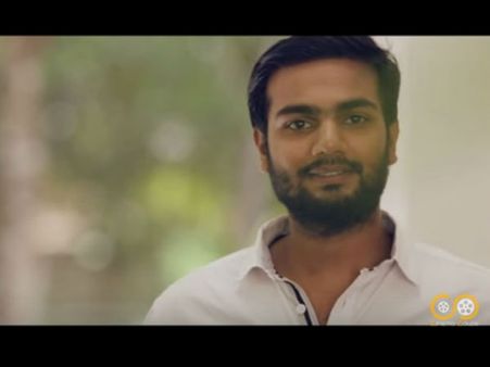സിനിമാ പ്രേമികള്‍ക്കായി ഇതാ സിനിമാ മോഹിയുടെ ഒരു മനോഹര ഗാനം