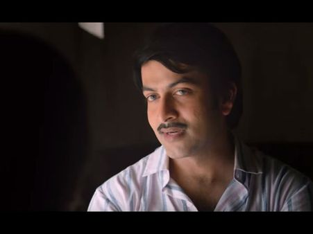 ഇരവഴിഞ്ഞി അറബിക്കടലിനുള്ളതാണെങ്കി, കാഞ്ചന മൊയ്തീനുള്ളതാണ്; ഇടിവെട്ട് ട്രെയിലര്‍