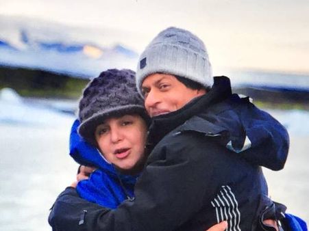 ഷാരൂഖ് ഖാനും കാജോളും ഐസ് ലാന്‍ഡില്‍