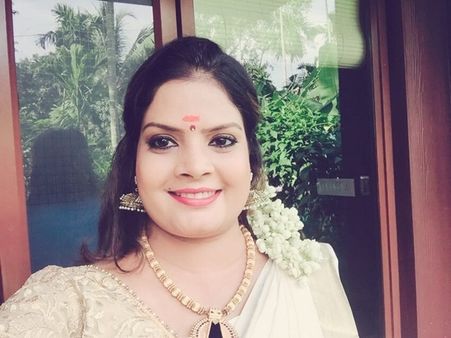 സ്വന്തം അമ്മയേയും സഹോദരിയെയും ചിന്തിക്കാത്തവര്‍,ആ കമന്റിന് ഇതെല്ലാതെ മറ്റൊരു മറുപടിയില്ല