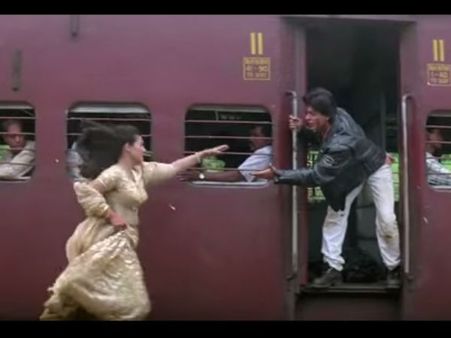 രാജു പോട്ടെ, സിമ്രാന്‍ അടുത്ത ട്രെയിനിന് പോയ്‌ക്കോട്ടെ; അത്രയ്ക്കുള്ള പ്രണയം മതി