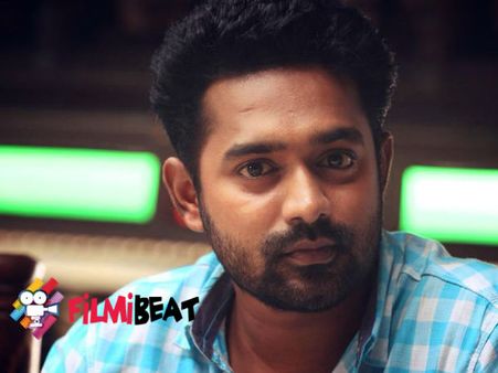 ആസിഫ് അലി അഭിനയ ശൈലി മാറ്റിപ്പിടിക്കുന്നു, കോഹിനൂര്‍ ട്രെയിലര്‍ കാണാം