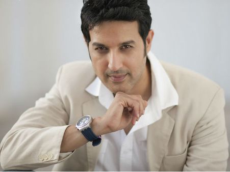 കാമുകിയുടെ അപ്പാര്‍ട്‌മെന്റിന് മുന്നില്‍ വച്ച് ഭാര്യയെ തല്ലി: ബോളിവുഡ് താരം അറസ്റ്റില്‍