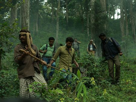 മേക്കിങ് വീഡിയോ ഇങ്ങനെയാണെങ്കില്‍ സിനിമ എങ്ങനെയായിരിക്കും; 7000 കണ്ടി കാണൂ...