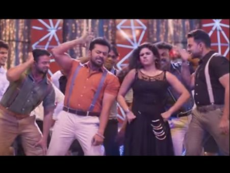 പ്രേമം എന്താണന്നറിയാത്ത പെമ്പിള്ളേര്‍ക്ക്..അമര്‍ അക്ബര്‍ അന്തോണിയിലെ തകര്‍പ്പന്‍ ഗാനം