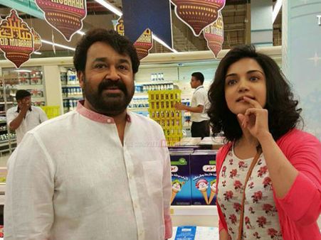 മമ്മൂട്ടിയ്‌ക്കൊപ്പം അഭിനയിച്ചിട്ടുണ്ട്, എന്നാല്‍ മോഹന്‍ലാലിനൊപ്പം അഭിനയിക്കാന്‍ പേടിയായിരുന്നു; ഹണി