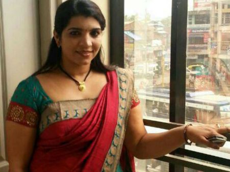 സരിതാ എസ് നായര്‍ പോലീസ് വേഷത്തില്‍, പ്രേക്ഷകര്‍ക്ക് വയ്യാവേലിയാകുമെന്നത് തീര്‍ച്ച