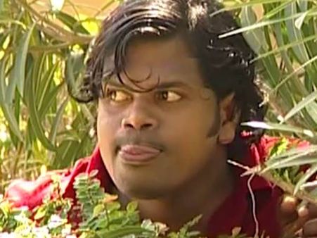 പ്രതിദിനം രണ്ട് ലക്ഷം രൂപ പ്രതിഫലം കിട്ടിയാലേ പാഷാണം ഷാജി അഭിനയിക്കുവെന്നത് ശരിയാണോ?
