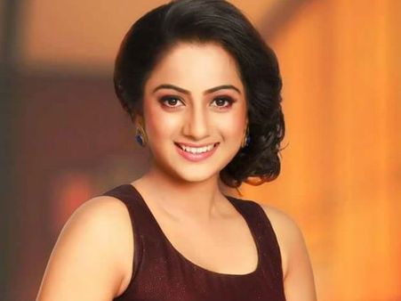 നമിത പ്രമോദ് തെലുങ്കിലേക്കോ? അപ്പോ ഇനി മലയാളത്തിലേക്ക് ഇല്ലേ?