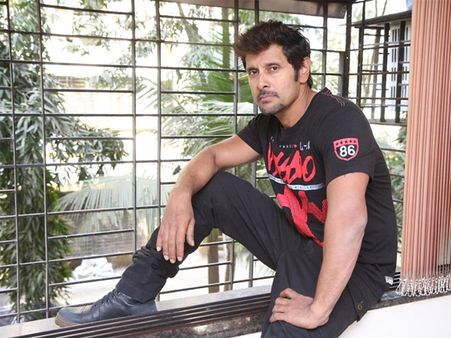 മമ്മൂട്ടിയുടെ വീട്ടിലെ ബിരിയാണിയാണ് ഏറ്റവും ഇഷ്ടമെന്ന് വിക്രം