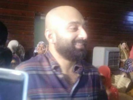 ദേ ഫഹദ് ഫാസിലിന്റെ പുതിയ ലുക്ക്; കഷണ്ടിയില്ല, മുടിയേയില്ല...