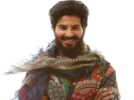 താടി വച്ച് വിദേശത്ത് പോകുമ്പോള്‍ സൂക്ഷിക്കുക, ചാര്‍ലി ലുക്കില്‍ വിദേശത്ത് പോയ ദുല്‍ഖറിന് പണി കിട്ടി