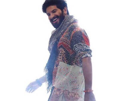 ചാര്‍ലിയ്ക്ക് എന്തുക്കൊണ്ട് ഇങ്ങനൊരു കുര്‍ത്ത?