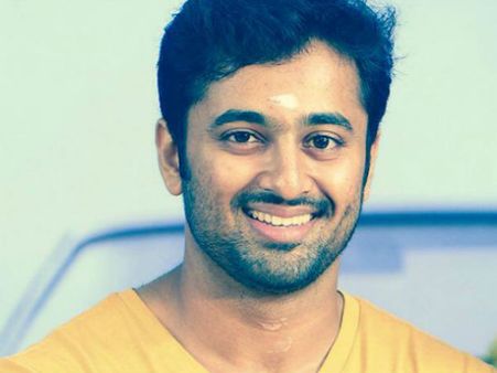 ഇത് മണിചിത്രത്താഴിലെ നാഗവല്ലിയല്ല ഉണ്ണി മുകുന്ദന്റെ ഒരു മുറൈ വന്ത് പാത്തായ