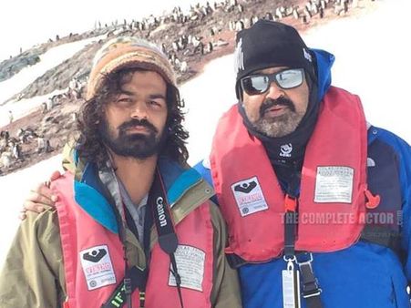 പ്രണവിനൊപ്പം മോഹന്‍ലാലിന്റെ പുതുവത്സരാശംസകള്‍.. വീഡിയോ കാണാം