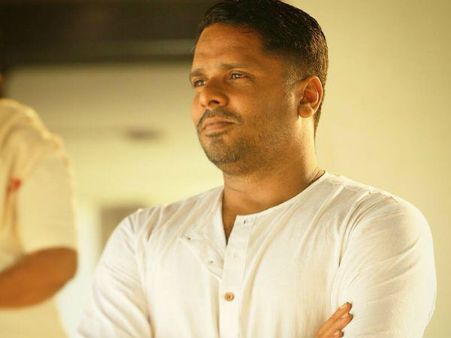 താനൊരു ഇടതുപക്ഷക്കാരനാണെന്ന് പറയുന്നതില്‍ അഭിമാനമാണെന്ന് ആഷിഖ് അബു