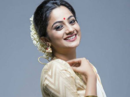 എന്റെ കരിയറിന് തടസമായി ആരും പ്രവര്‍ത്തിച്ചിട്ടില്ല, നമിത പ്രമോദ്