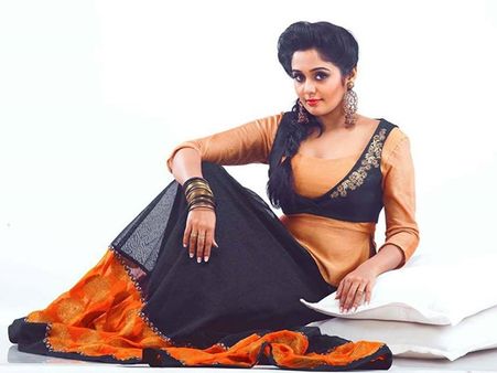 ആ രണ്ട് ചിത്രങ്ങളെയും ഇപ്പോഴും സ്‌നേഹിക്കുന്നു, അനന്യ പറയുന്നു