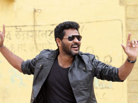 ഇത്രനാല്‍ കണ്ട പ്രഭുദേവയെയല്ല ഇനി കാണാന്‍ പോകുന്നത്, തിരിച്ചറിയാത്ത ലുക്കാണ് പുതിയ ചിത്രത്തിൽ