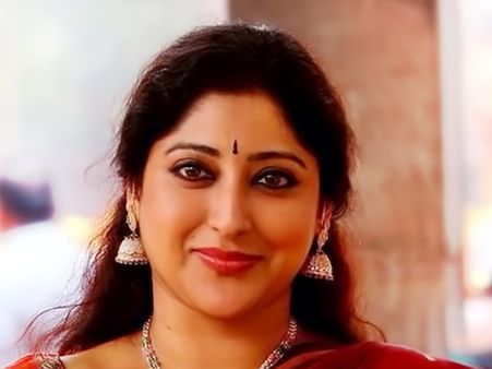 കന്നടയില്‍ മികച്ച നടിയായി ലക്ഷ്മി ഗോപാലസ്വാമി