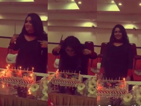 മെഴുകു തിരി ഊതി അണക്കയ്ക്കാന്‍ കാവ്യ പെടുന്ന പെടാപ്പാട് കണ്ടോ.... കാണൂ