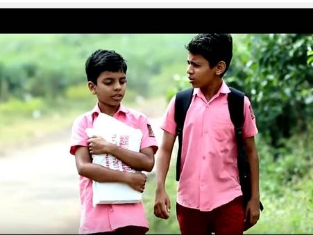 ' മഴ പറഞ്ഞത്' കണ്ടാല്‍ കണ്ണ് നിറഞ്ഞു പോകുന്ന ഹൃസ്വചിത്രം, തീര്‍ച്ചയായും കാണുക