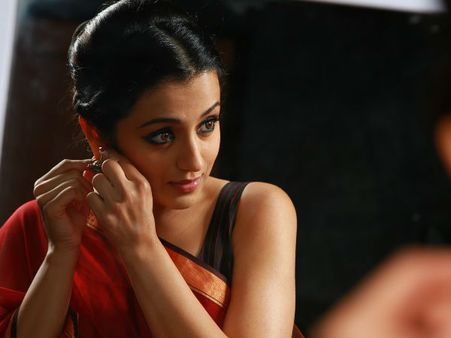 തൃഷ വിവാഹത്തിന് തയ്യാറെടുക്കുന്നു; അമ്മ കണ്ടെത്തുന്ന ആളെ വിവാഹം കഴിക്കും