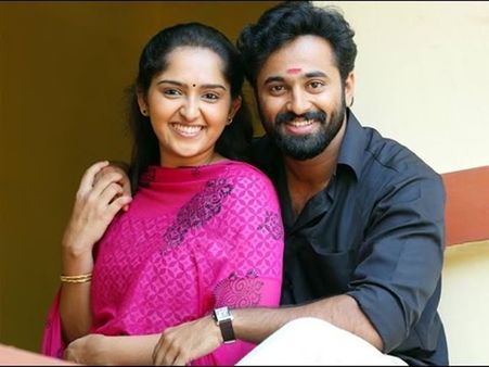 ഉണ്ണി മുകുന്ദനും സനുഷയും വിവാഹതിരാകുന്നു