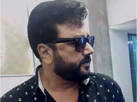 ജയറാം മാസ് ഹീറോ ആകാന്‍ ശ്രമിച്ചപ്പോള്‍ സംഭവിച്ചത്... കാണൂ