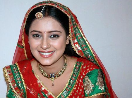 ടെലിവിഷന്‍ താരം പ്രത്യുക്ഷയുടെ മരണം കൊലപാതകമോ? അജാസ് ഖാന്‍ പറയുന്നു