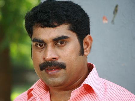 വിക്രമുമായി താരതമ്യം ചെയ്യരുത്, ജീവിച്ച് പൊക്കോട്ടെ