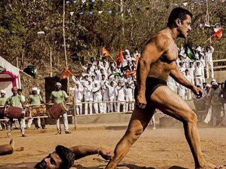 ഫോട്ടോഷോപ്പ് വിവാദത്തില്‍പ്പെട്ട് സല്‍മാന്‍ ഖാന്റെ സുല്‍ത്താന്‍