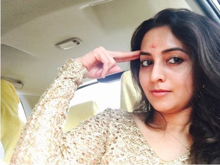 പ്രതിഫല തര്‍ക്കം, കട ഉദ്ഘാടനം ചെയ്യാന്‍ വന്ന നടി ഭാമയെ നാട്ടുകാര്‍ തടഞ്ഞു, പിന്നീട് സംഭവിച്ചത്?