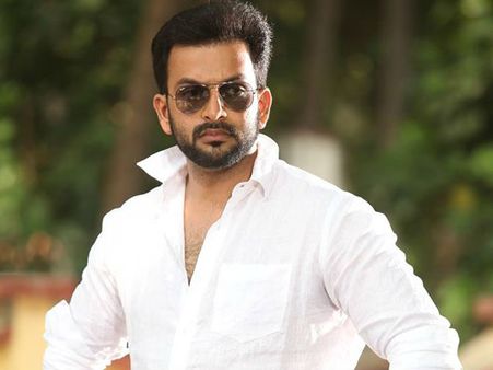 ആ പ്രായം കഴിഞ്ഞു, ഇനി കാമ്പസ് പ്രണയ കഥകള്‍ ചെയ്യില്ല എന്ന് പൃഥ്വി രാജ്