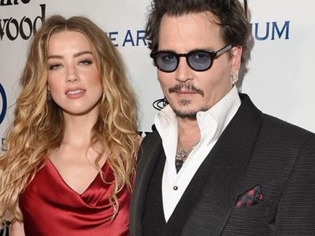 ആംബേര്‍ ഹിയേര്‍ഡ് വിവാഹമോചനം ആവശ്യപ്പെട്ട് കോടതിയില്‍