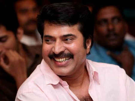 മമ്മൂട്ടി മമ്മൂട്ടിയായി എത്തിയ അഞ്ച് ചിത്രങ്ങള്‍