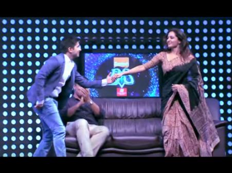 കാള വാല് പൊക്കുന്നത്ത് കണ്ടപ്പഴേ മനസ്സിലായി... മഞ്ജുവിനൊപ്പം നീരവിന്റെ ഡാന്‍സ്