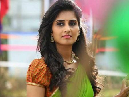 ഞാന്‍ തിരിച്ചുവരാന്‍ കാരണം കുഞ്ചാക്കോ ബോബന്‍: ശ്യാമിലി