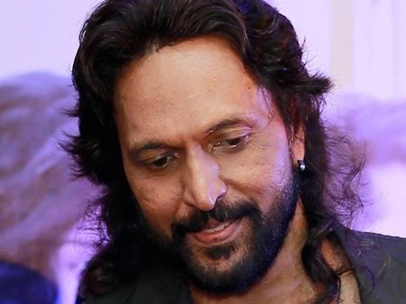 ട്രോളിയത് ഇഷ്ടമായി, ഗുണ്ടായാകാന്‍ താന്‍ ഇപ്പോഴും ഫിറ്റാണെന്ന് ബാബു ആന്റണി