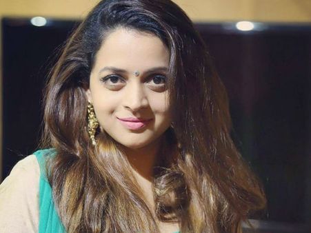 എന്നെ ചതിച്ചു, അഭിമുഖങ്ങള്‍ ഒഴിവാക്കുന്നതിന് പിന്നിലെ കാരണം ഭാവന വെളിപ്പെടുത്തി